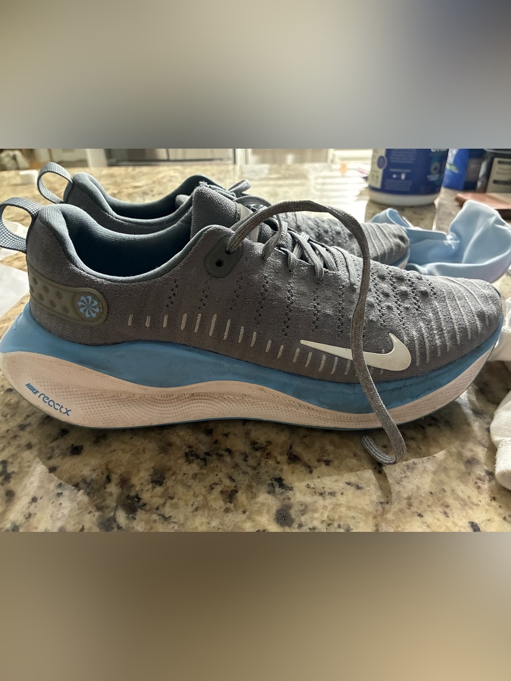 Nike ReactX shoe size 11. - Picture 4 of 8